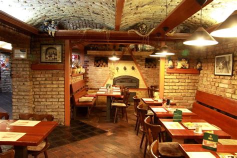 restaurace u fešáka|Sklep u fešáka